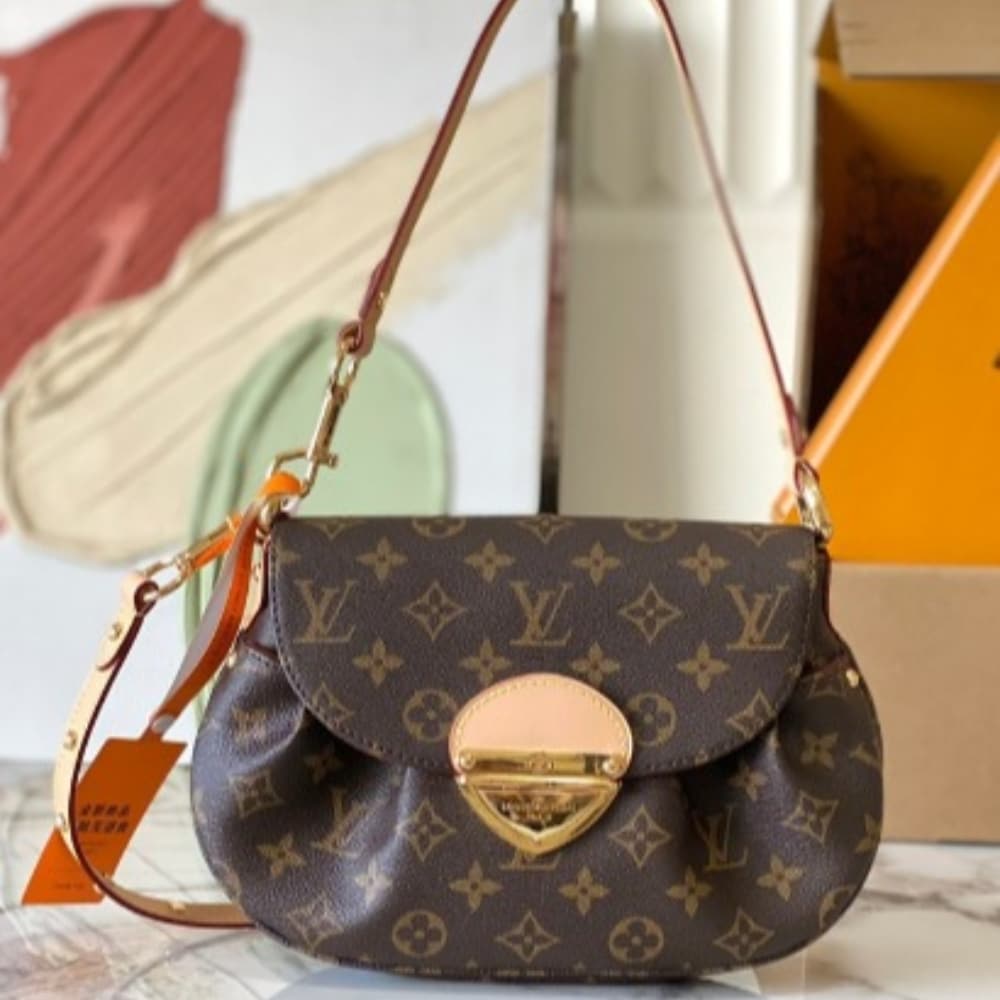 Louis Vuitton Sunset Bag Monogram Canvas 27Cm M13617