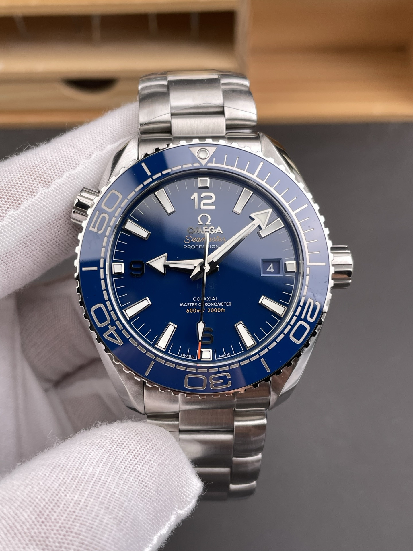 Seamaster 600 Ocean Universe 600M Blue Dial