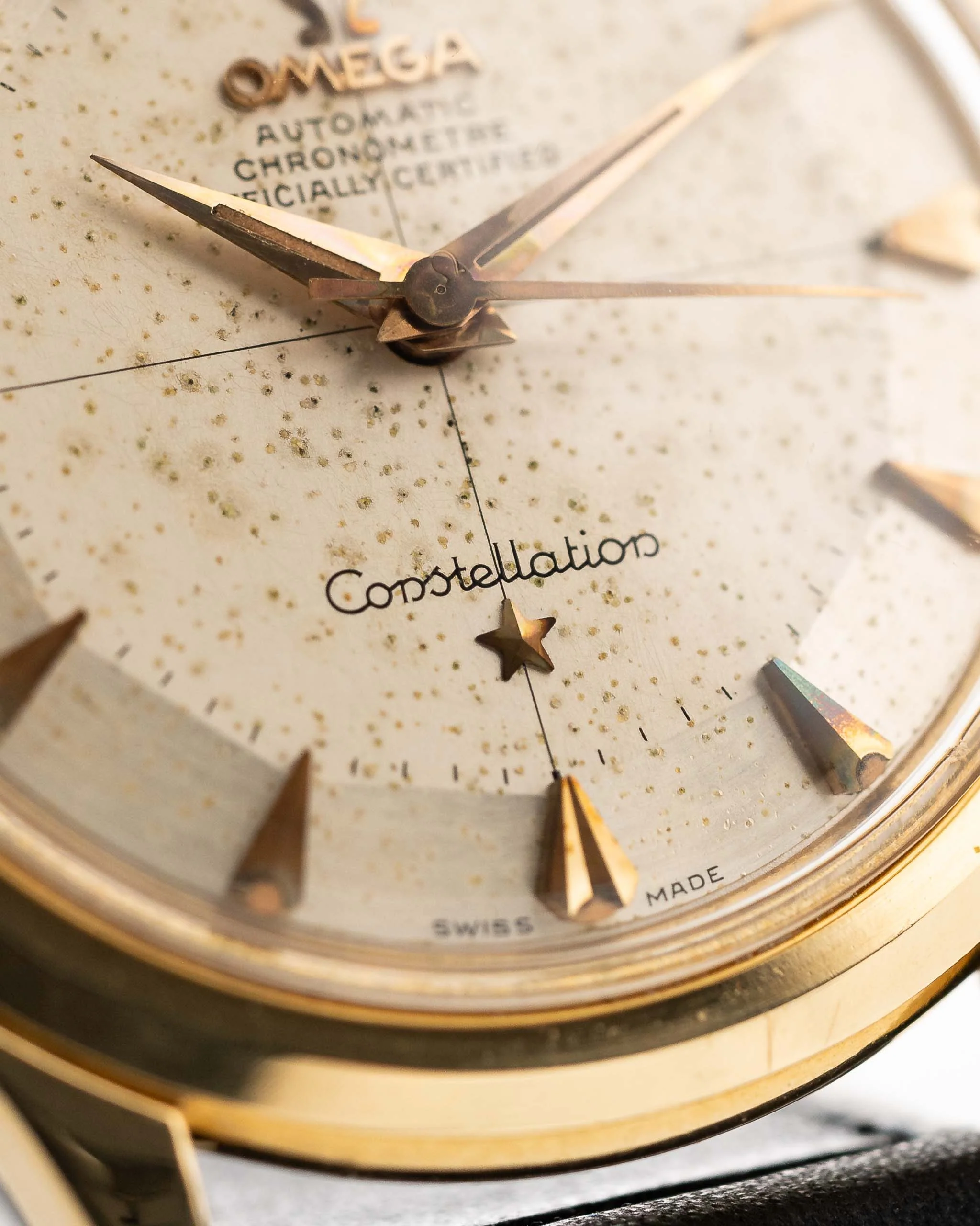 Omega Constellation 2852 Arrow Crosshair 1956