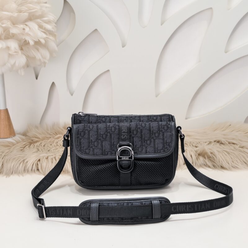 Replica Dior 8 Bag With Strap