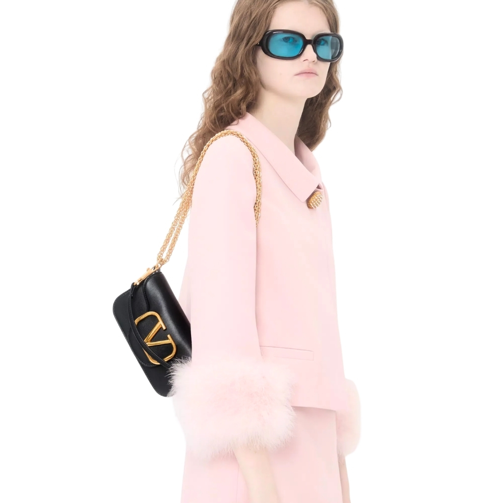 Valentino Garavani Locò Small Shoulder Bag In Black 20cm 7W2B0K53ZXL 0NO