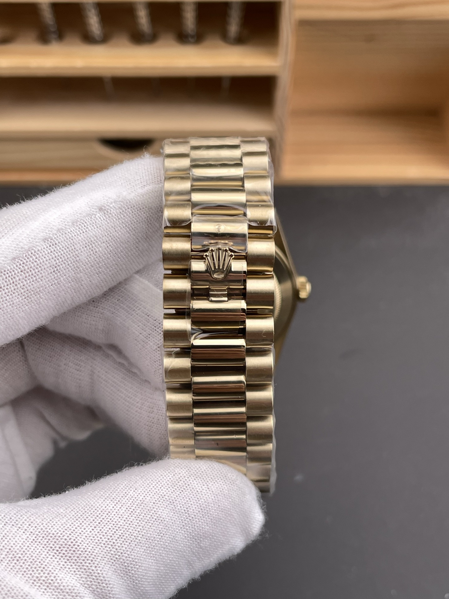 Black Ice Cube Day-Date