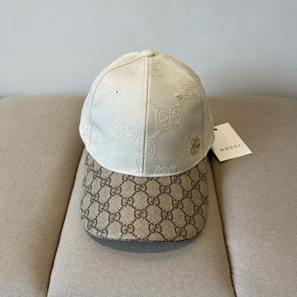 Gucci Gg Canvas Baseball Hat Beige