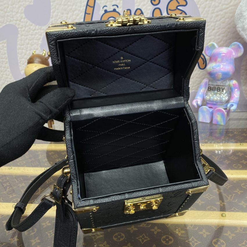 Replica Louis Vuitton Camera Box Black
