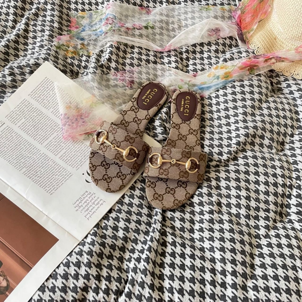 Gucci Women’s Slide Sandal With Horsebit Beige And Dark Brown GG Canvas 835828 FAB10 2543