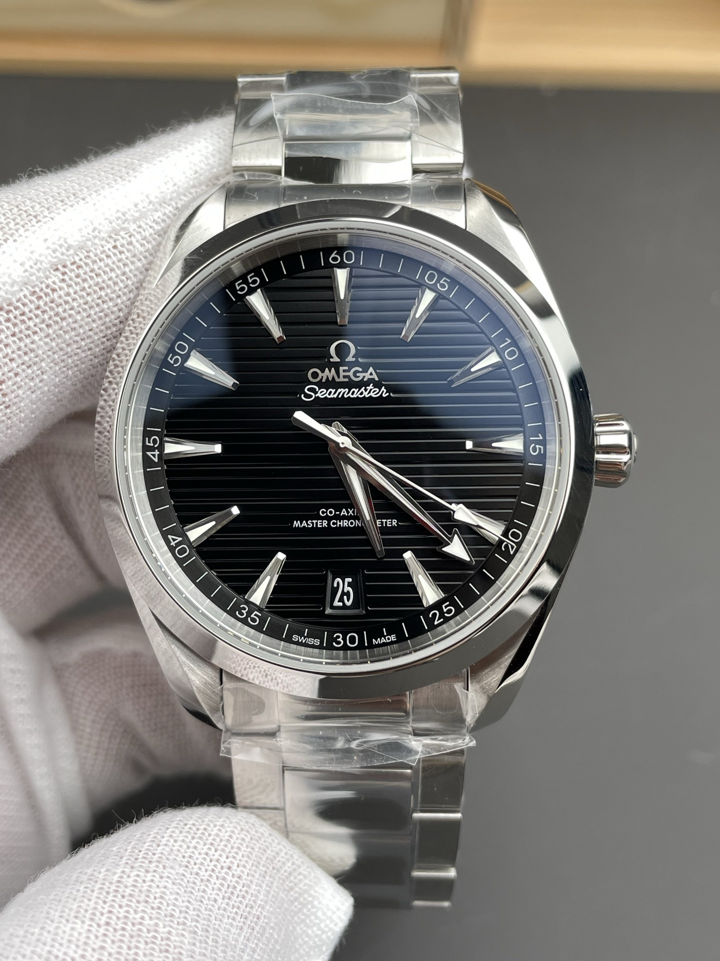 Seamaster 150, Teak Black Dial