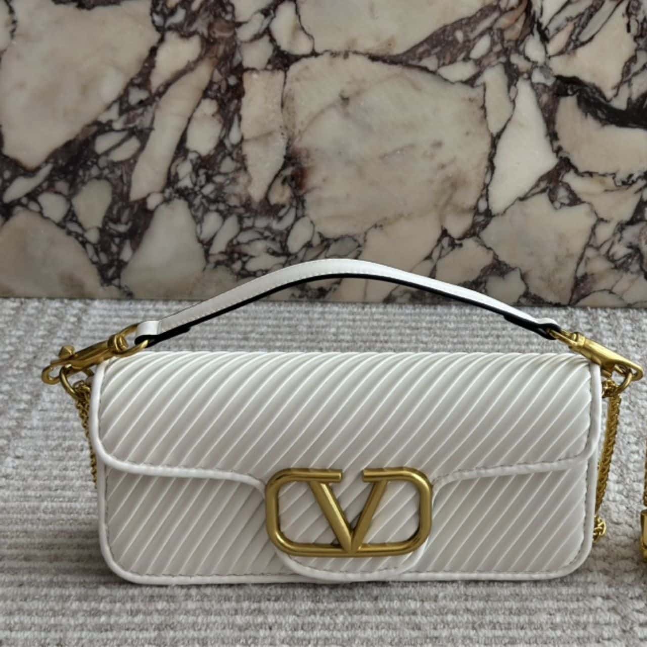 Valentino Garavani Locò Shoulder Bag In Pleated Nappa White 26Cm