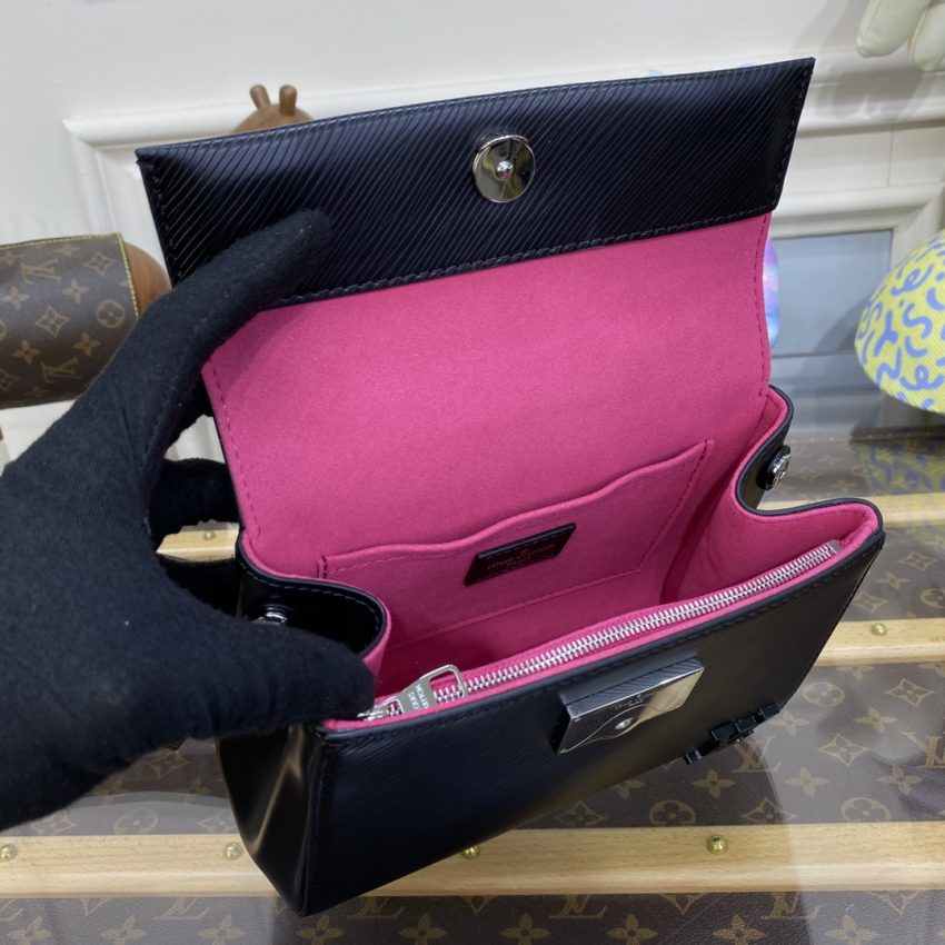 Replica Louis Vuitton Cluny Mini Black