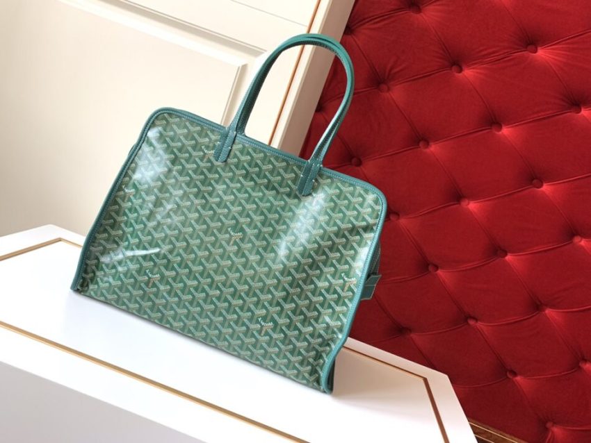 Goyard Hardy Pet Carrier — Premium Dog Bag Dupe