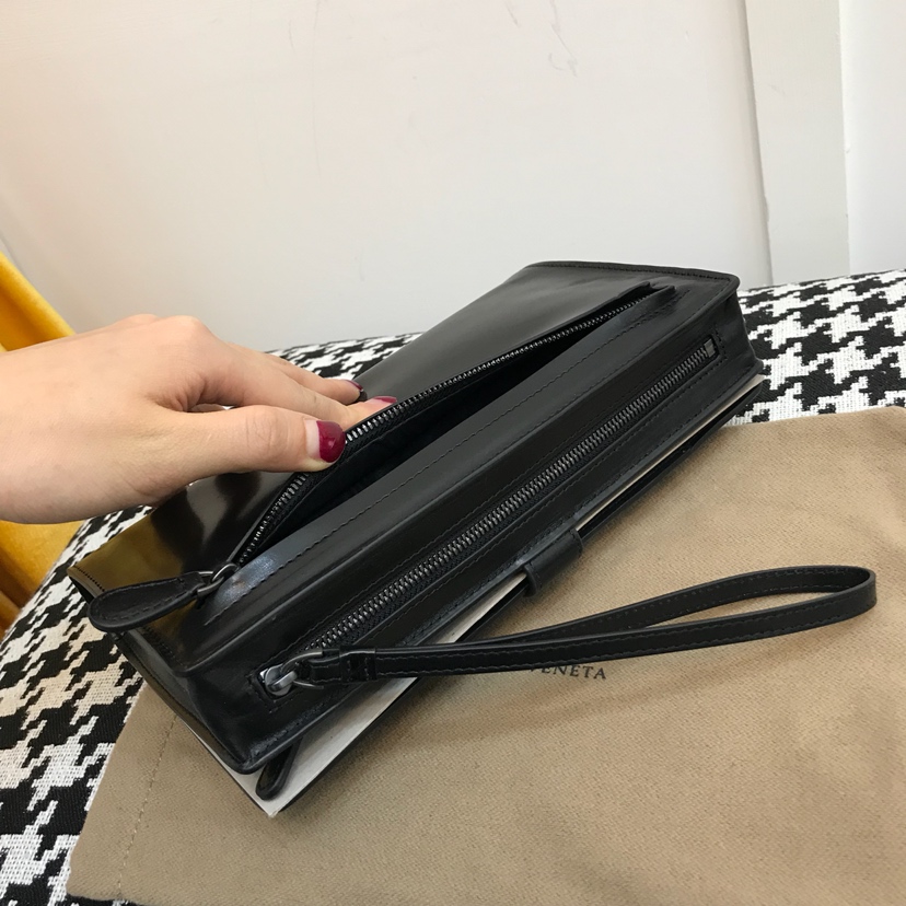 Replica Bottega Veneta Clutch Black