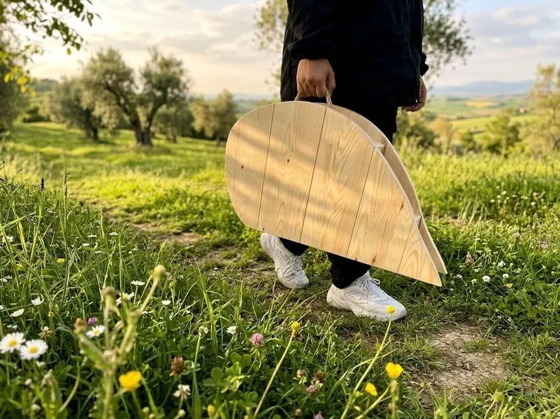 Heart-Shaped Foldable Picnic Table