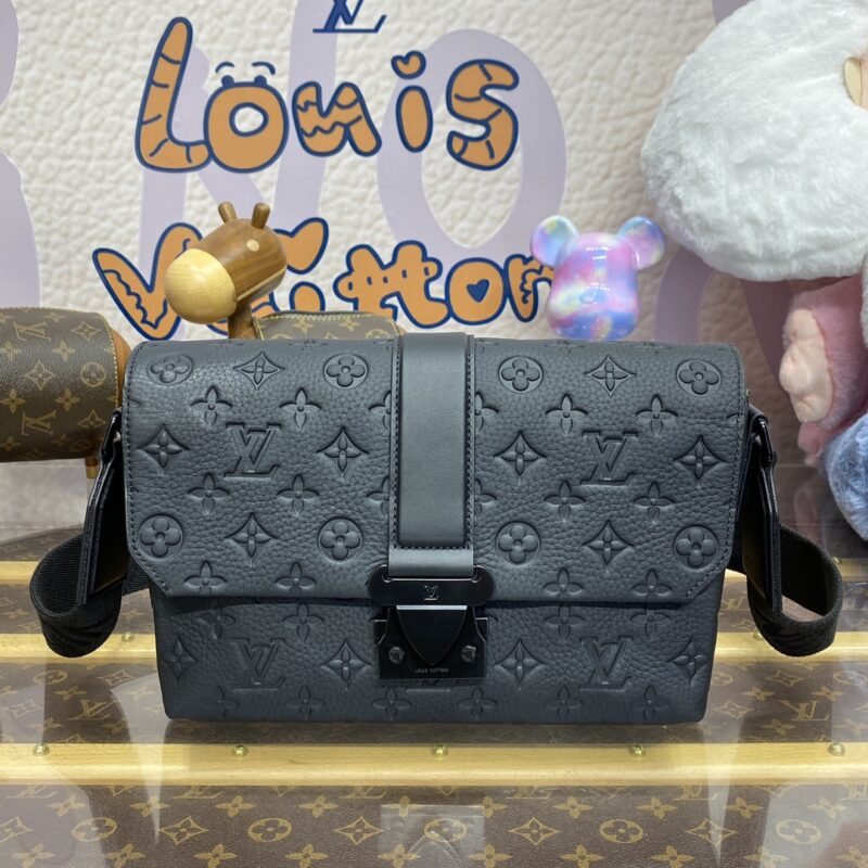 Replica Louis Vuitton S – Cape Messenger Full Black