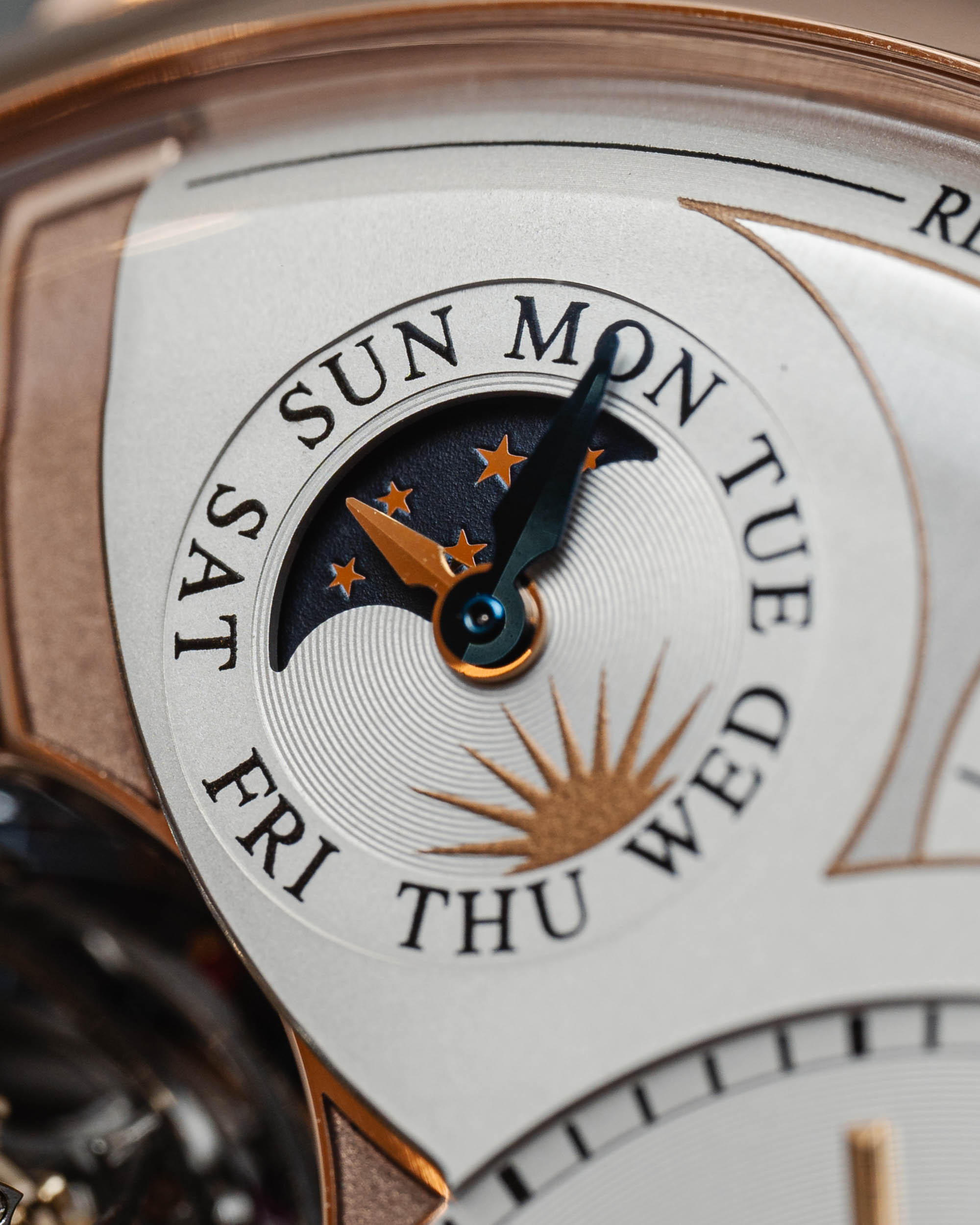 Jaeger-LeCoultre NEW THREE-AXIS TOURBILLON