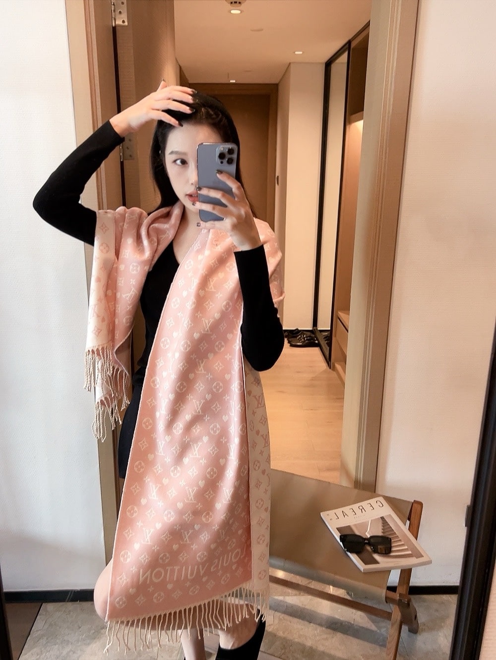 Louis Vuitton Echarpe Game On Scarf Pink