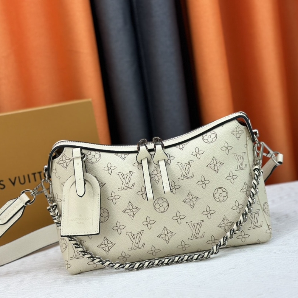 Louis Vuitton Hand It All PM Creme Beige 29Cm M24114