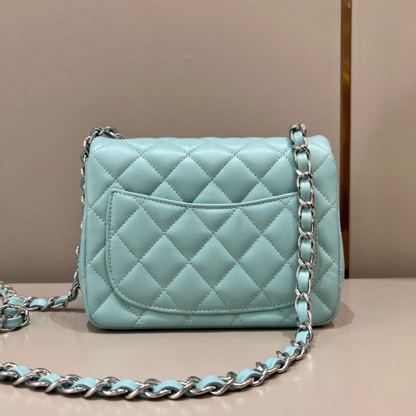 CHANEL Classic Flap 17cm Tiffany