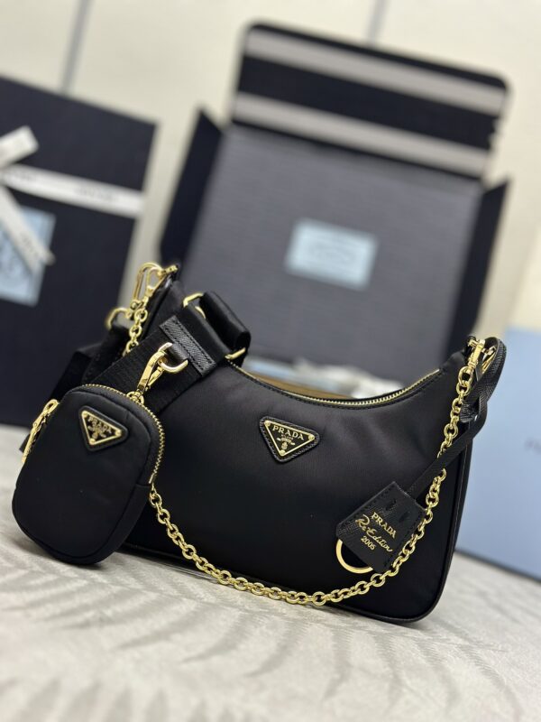 Replica Prada Re – Edition Nylon 2005 Black
