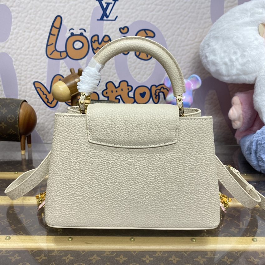 Replica Loius Vuitton Capucines Beige