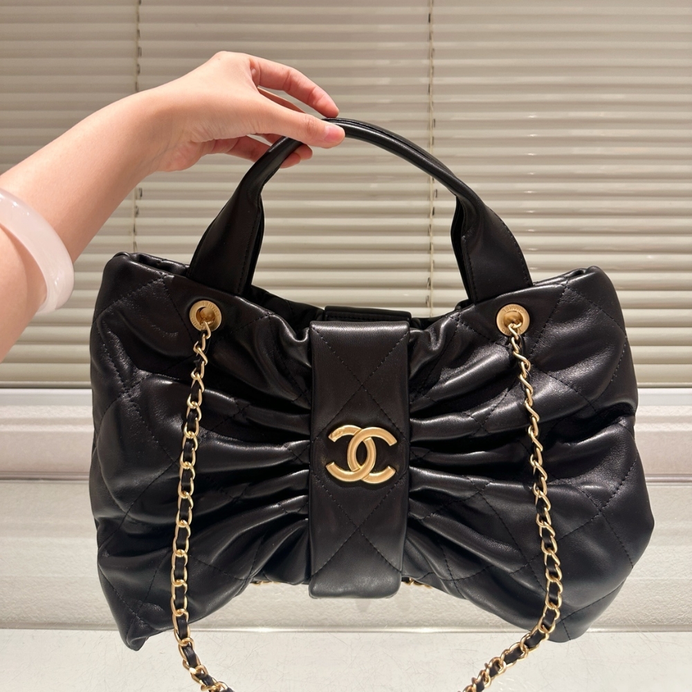 Chanel Maxi Bow Bag Shiny And Gold Tone Metal Black 51Cm