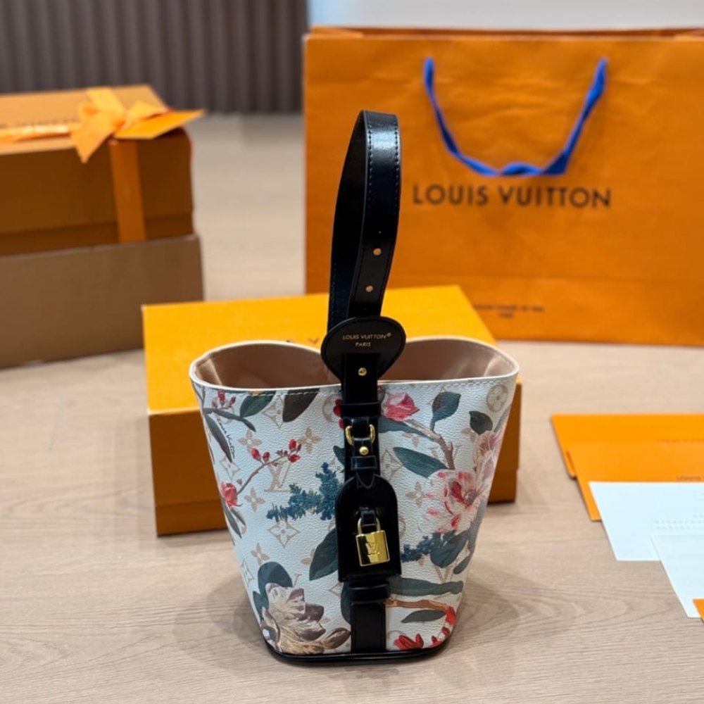 Louis Vuitton All In BB Monogram Canvas Dune 18cm M29067