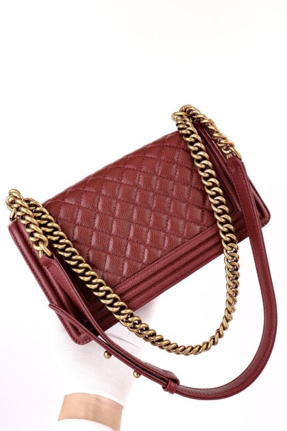 CHANEL Le Boy Red