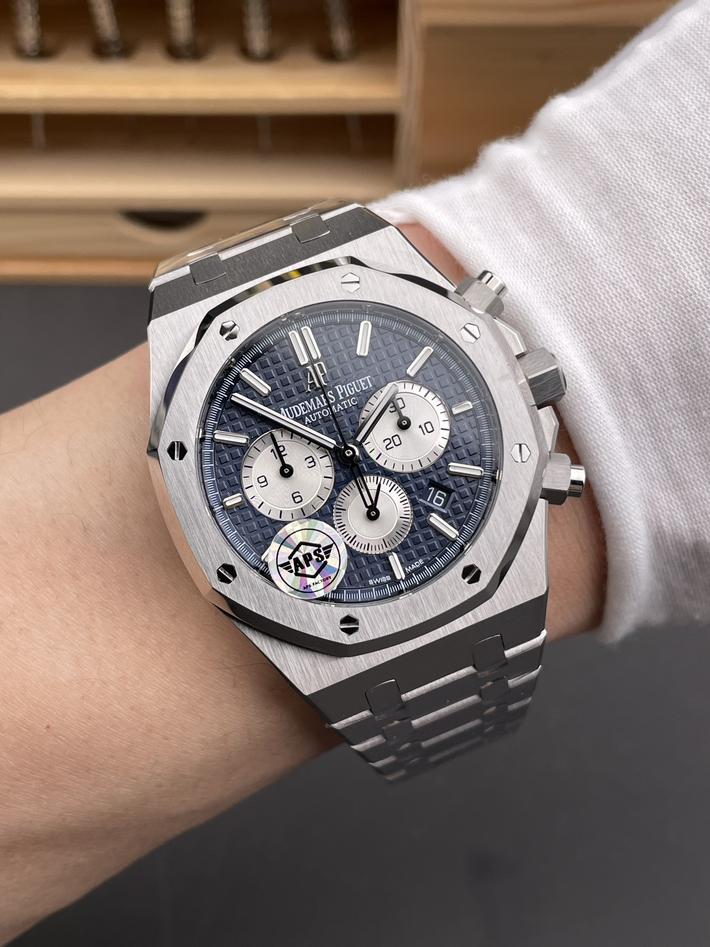 Royal Oak 26331 Blue Panda