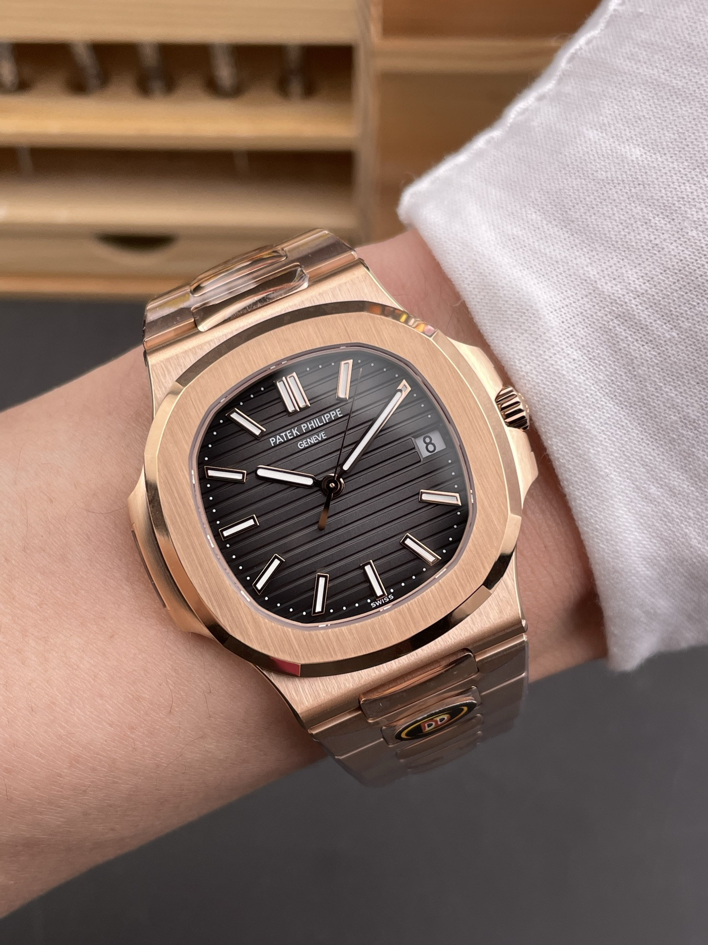 Rose Gold Nautilus 5711 Dark Brown Dial