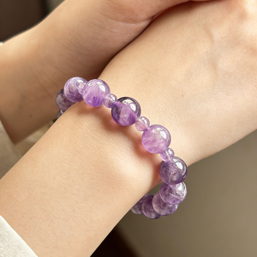 10mm Amethyst Gradient Bracelet | Calm, Clarity & Spiritual Balance