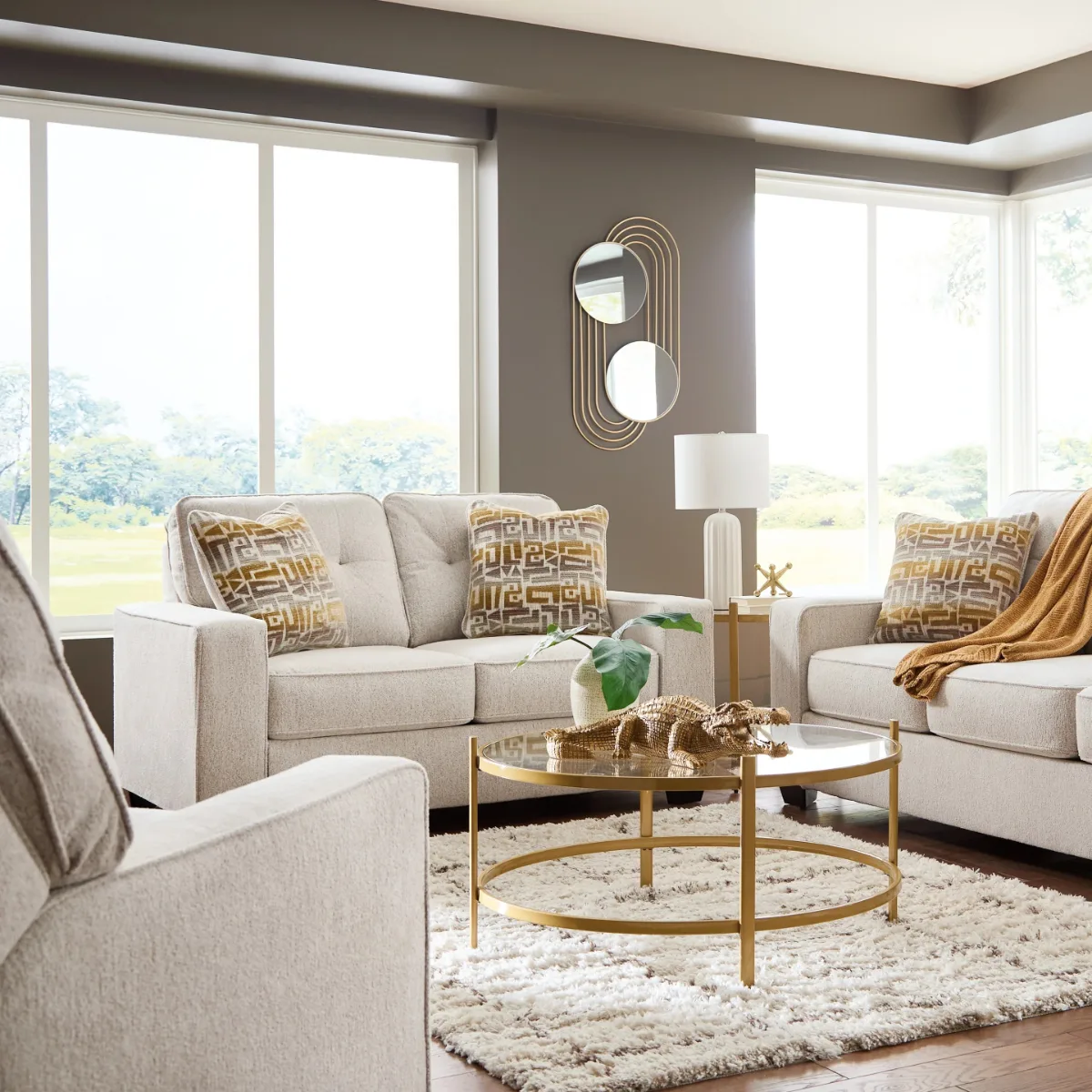 Sleek Contemporary Gold Round Table Set