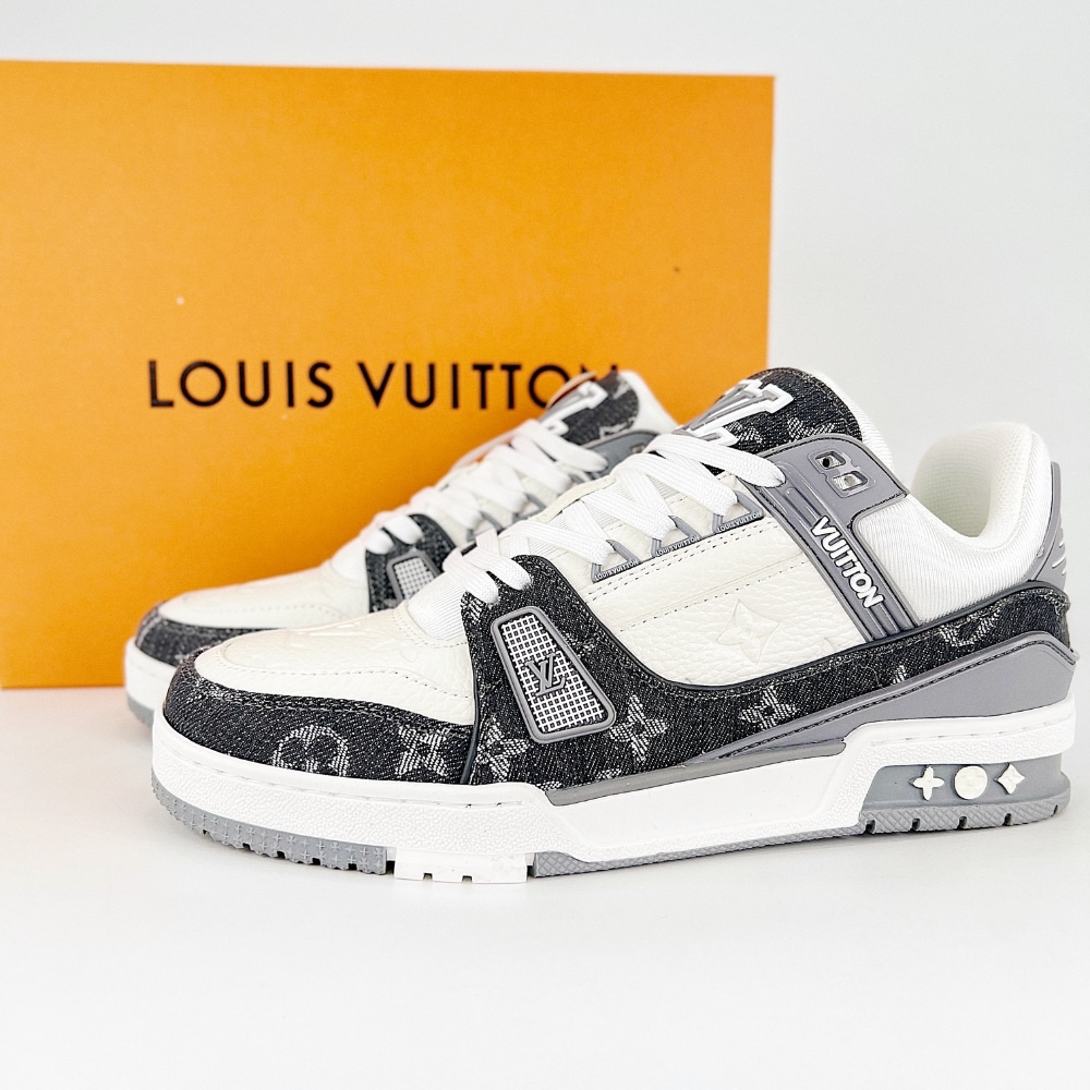 Louis Vuitton Trainer Sneaker Grey 1ADF5I