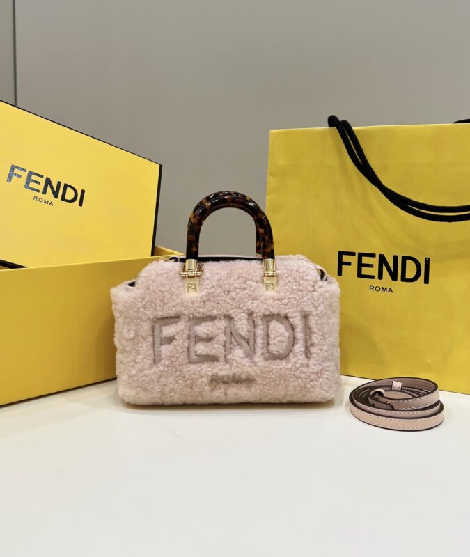Replica Fendi By The Way Boston Pink Wool