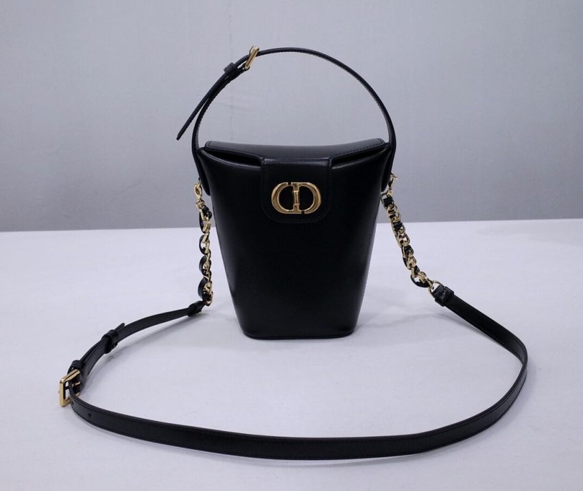 Replica Dior 30 Montaigne Amber Chain Black
