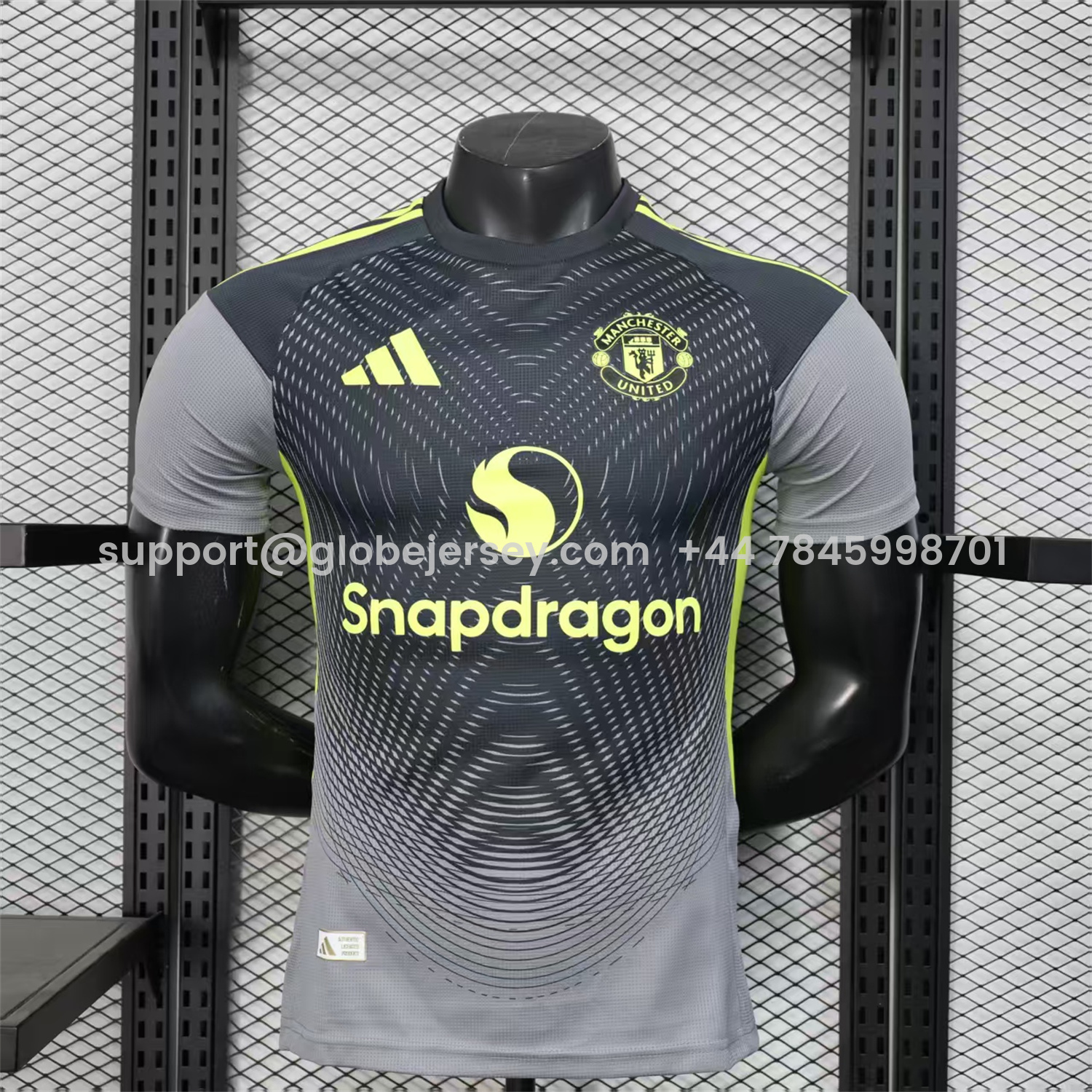 Manchester United 25-26 Black Grey Goalkeeper Jersey - Player Version