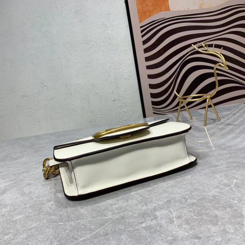 Valentino Locò Small Shoulder Bag In White 20cm 1W2B0K53ZXLI16