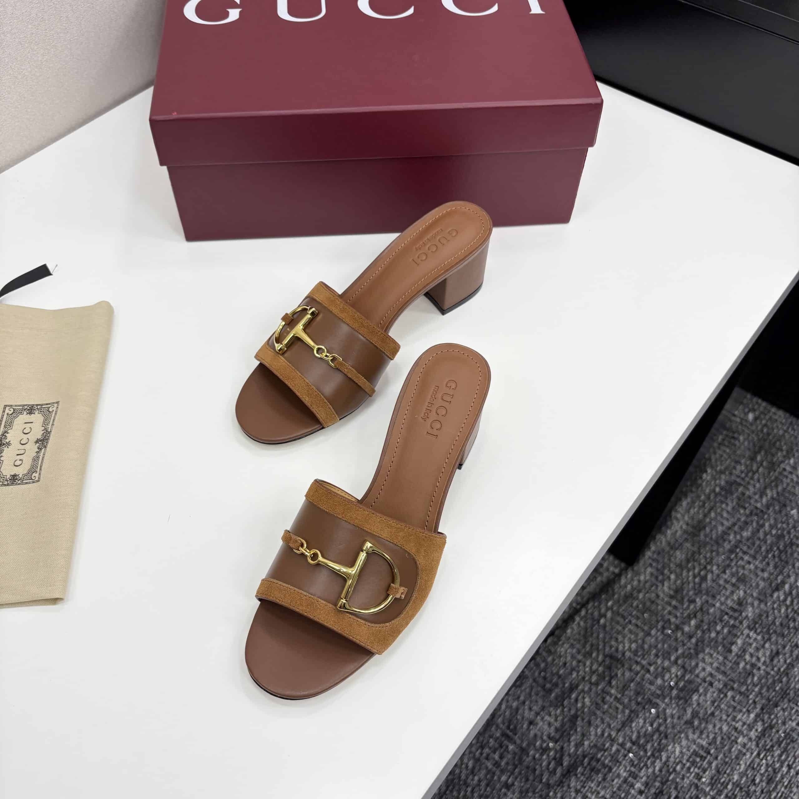 Gucci Women’s Slide Sandal With Horsebit Light Brown ‎834421 Aaexm 2718