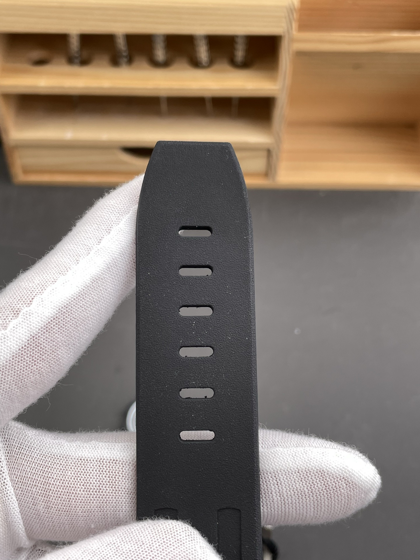Royal Oak 15707 Black Ceramic