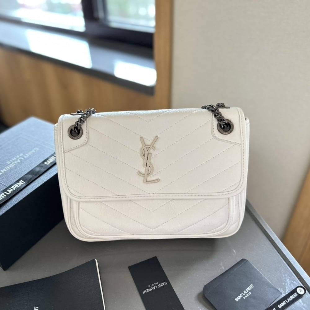 Saint Laurent Niki Medium In Vintage Leather White 28Cm