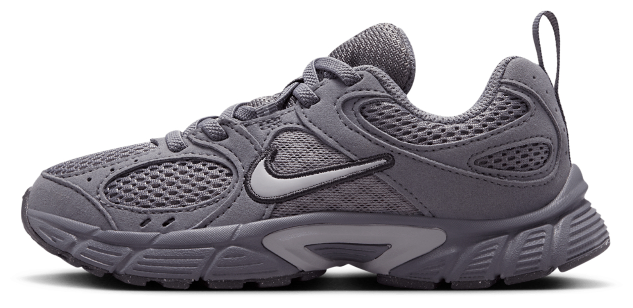 Nike V5 RNR Suede