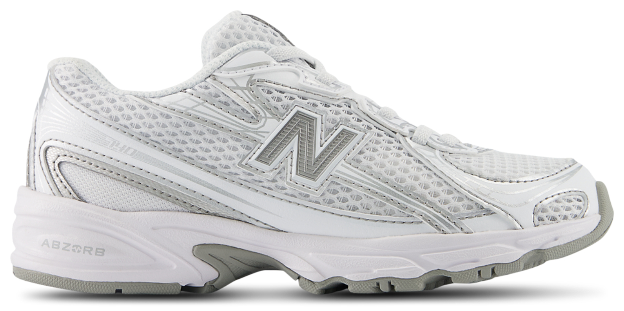 New Balance 740