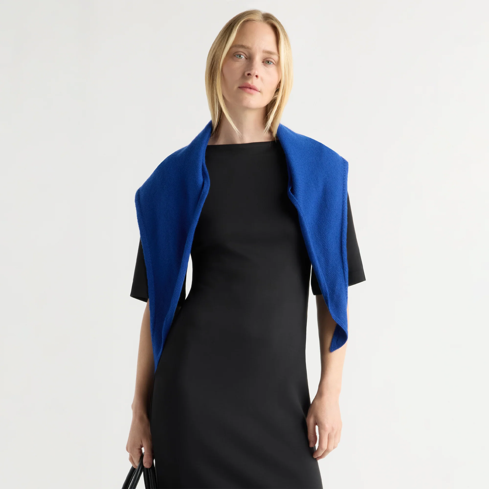 Aris Wool Triangle Scarf