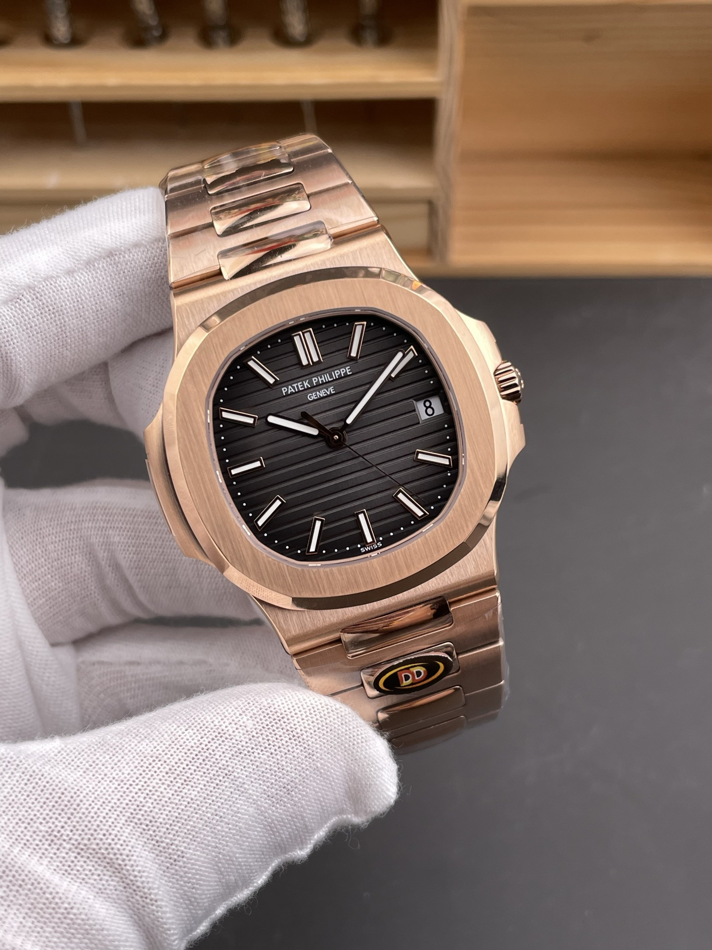 Rose Gold Nautilus 5711 Dark Brown Dial