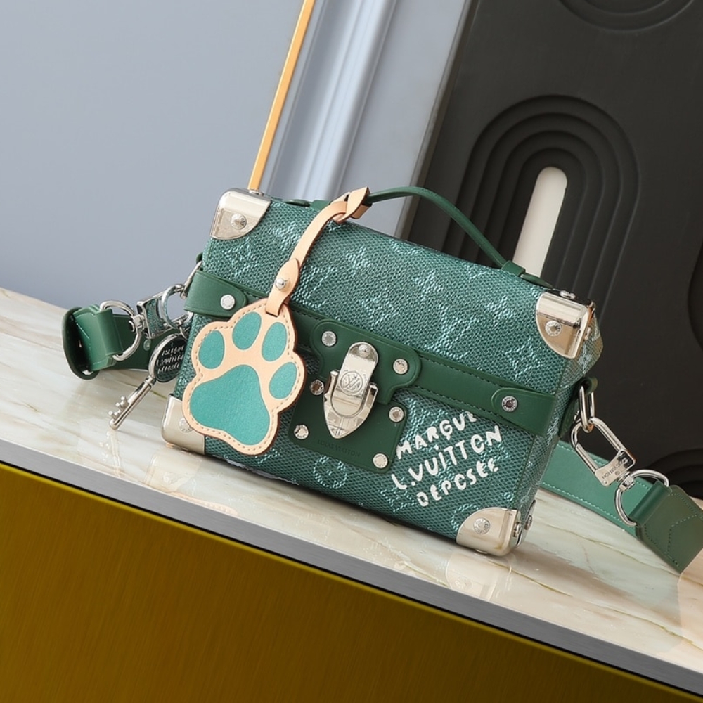 Louis Vuitton Soul Trunk Bag Green 19Cm M12686