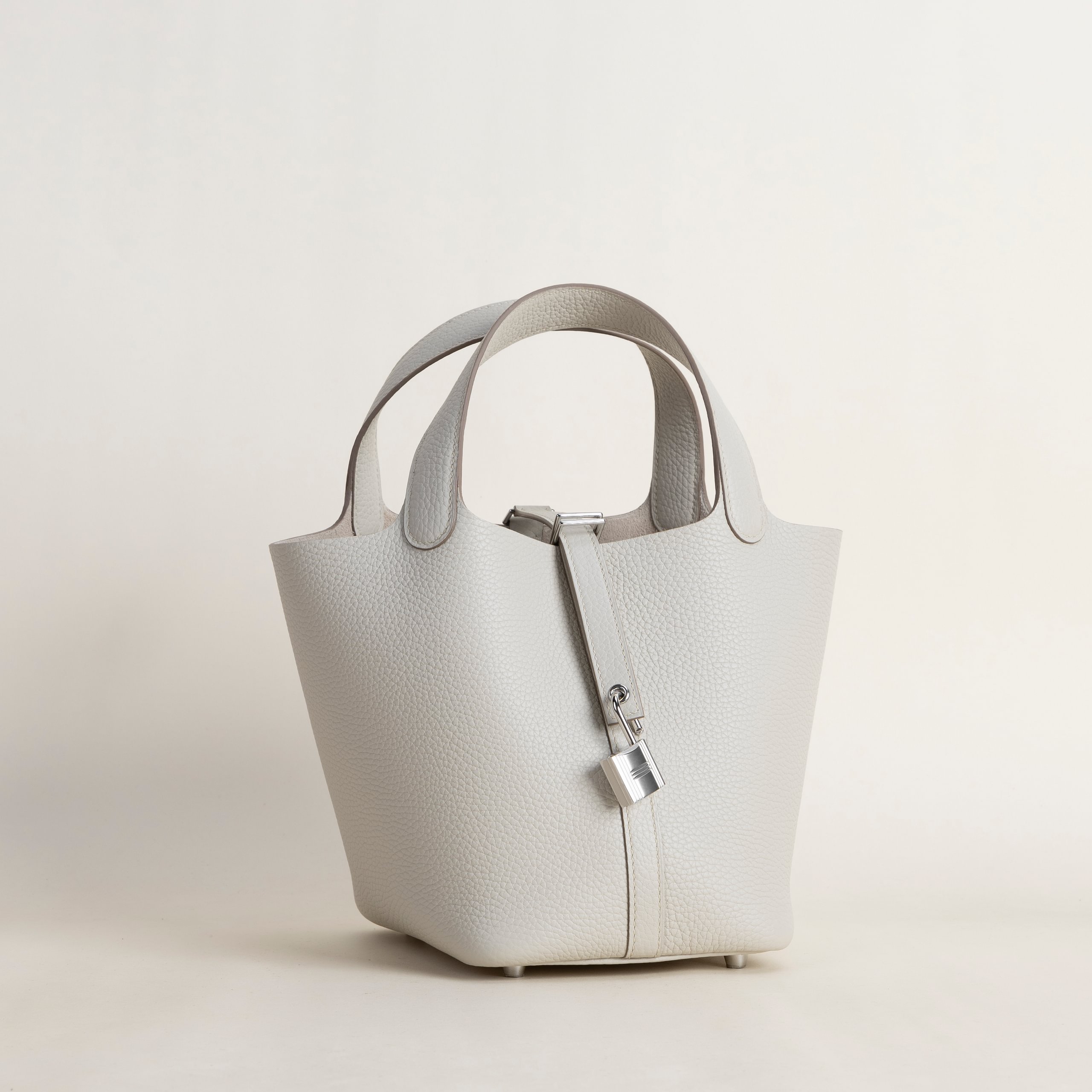 Picotin18 Clemence Beton PHW