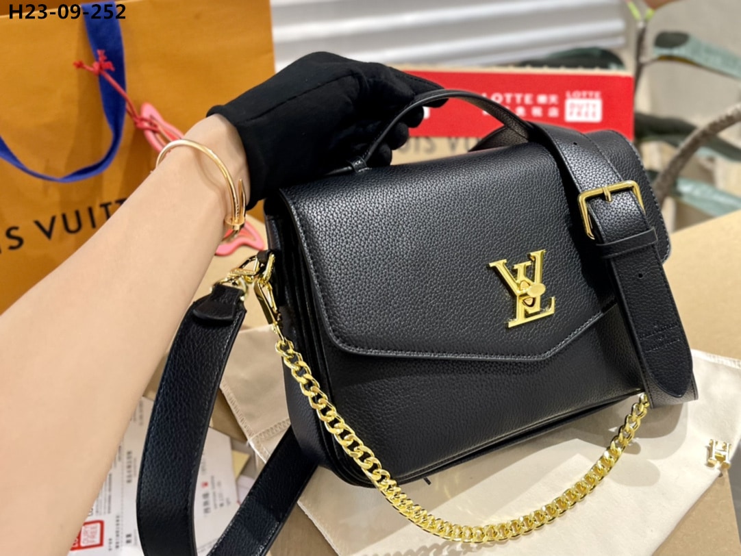 Louis Vuitton Oxford Bag Black 25Cm M22735
