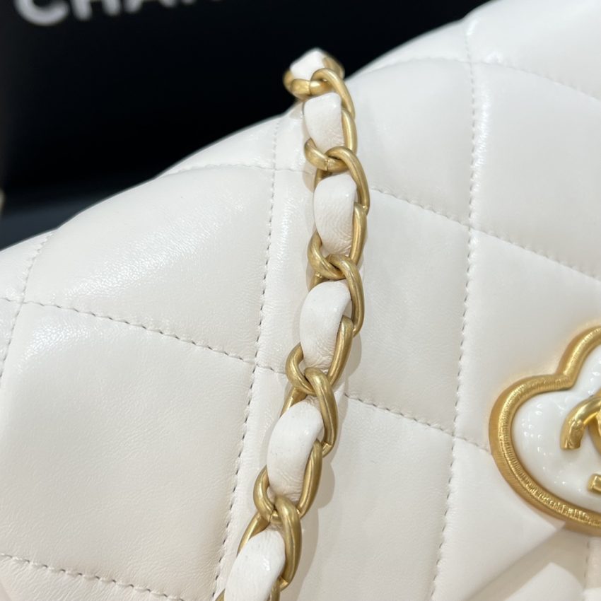 CHANEL 23s Love Enamel Flip Bag Pink
