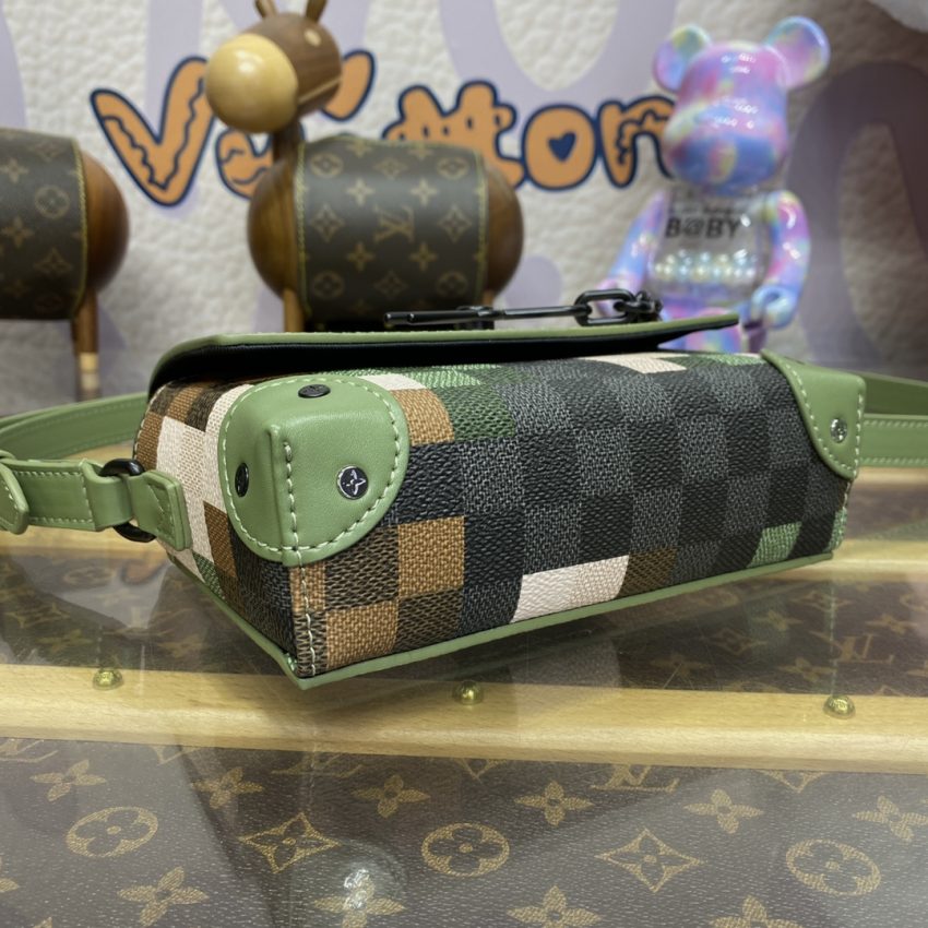 Replica Louis Vuitton Steamer Wearable Wallet