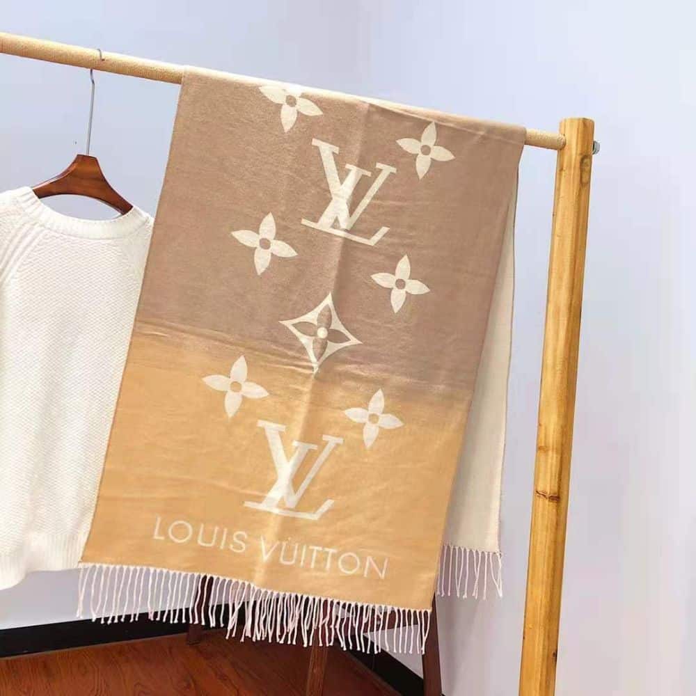 Louis Vuitton Reykjavik Gradient Scarf Brown