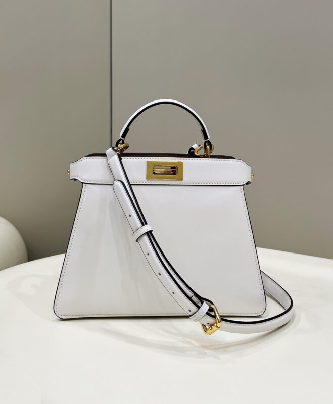 Replica Fendi Peekaboo Medium White