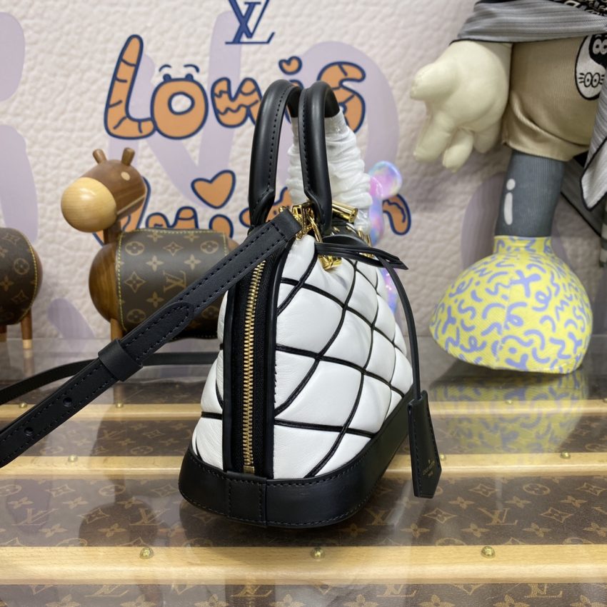 Replica Louis Vuitton Alma Bb White