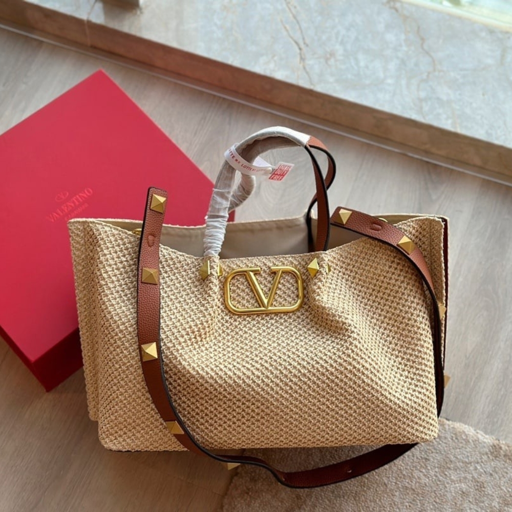 Valentino Garavani Medium Straw Summer Tote Beige 35Cm 7W2B0K39YCE D84